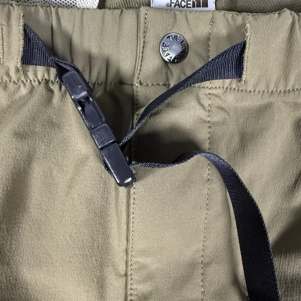 The North Face Class V Belted Pants XXL Khaki Olive Tech Travel Mens Relaxed Fit